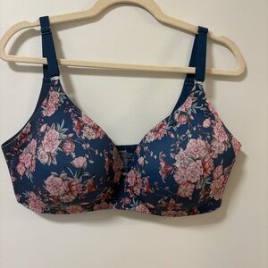 La vie en rose Sleekback wireless bra Floral Size 38DD